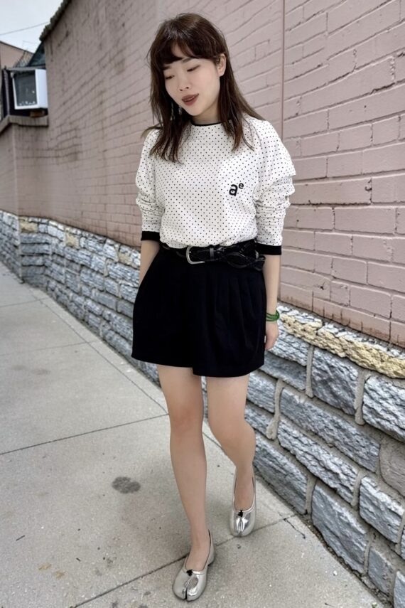 38962 MINIMALIST SHORT PANTS