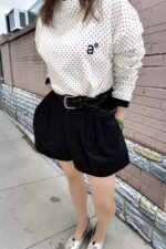 38962 MINIMALIST SHORT PANTS