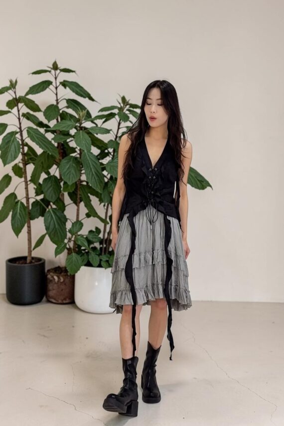 38960 RUFFLE HALTER TOP