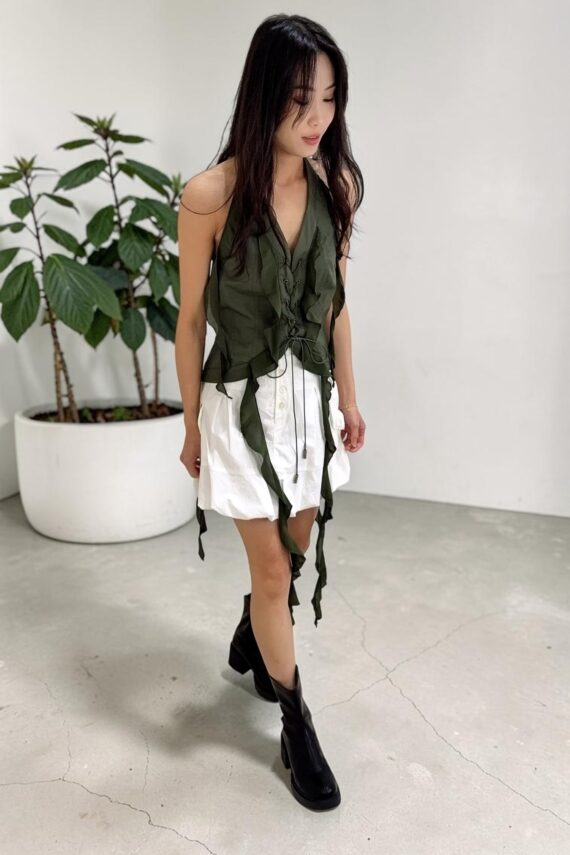 38960 RUFFLE HALTER TOP