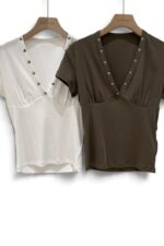 39141 FITTED V-NECK TOP