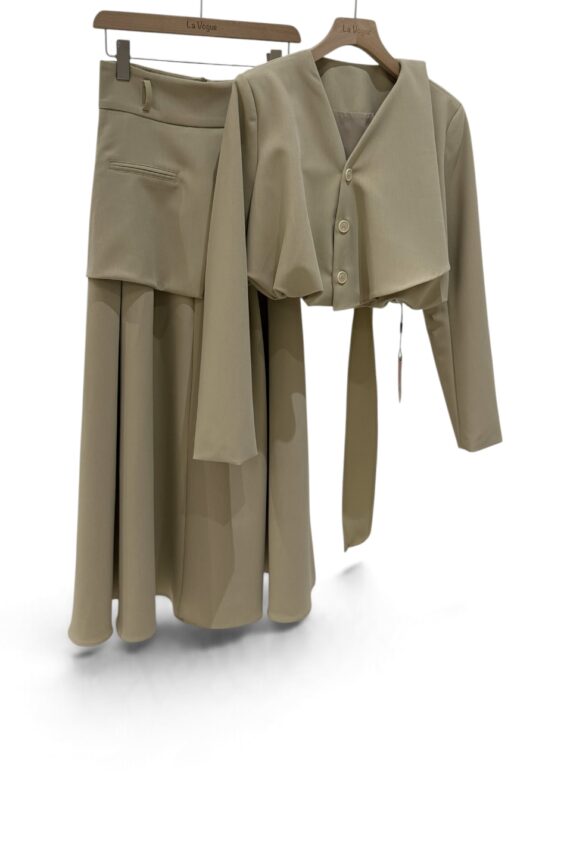 39168 MINIMALIST TAILORED SKIRT SET