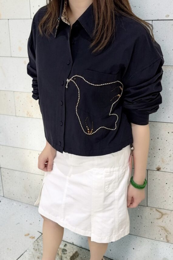 39290 CROPPED EMBROIDERED SHIRT TOP