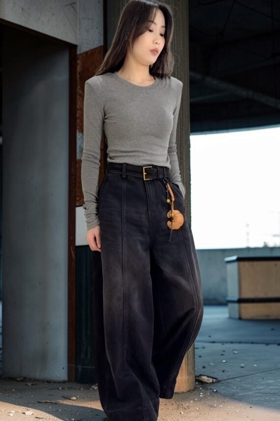 38344 FLEECE-LINED CURVED-LEG JEANS