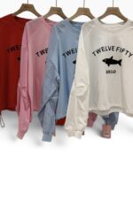 39300 GRAPHIC PRINTED LONG-SLEEVE TOP
