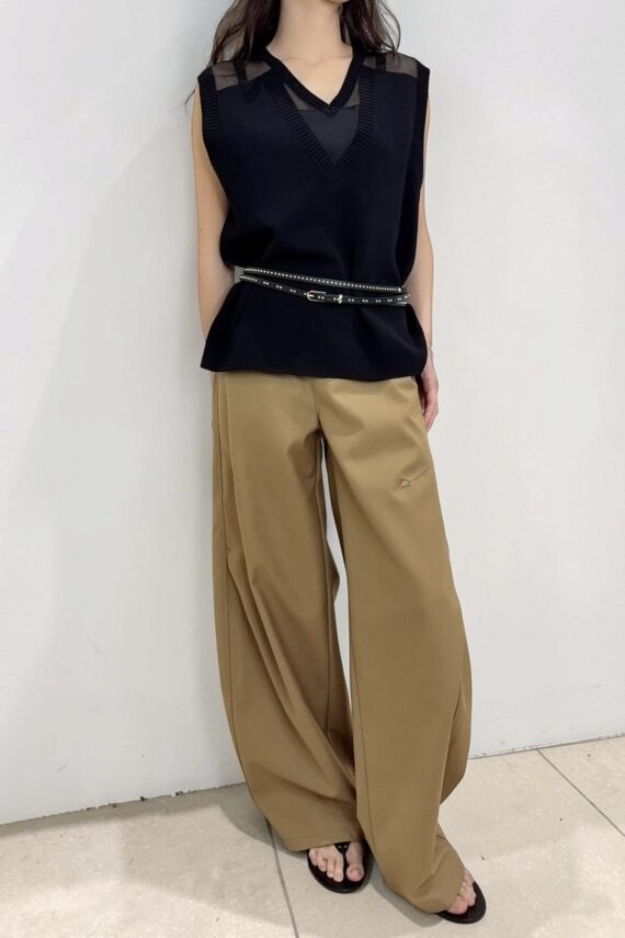 39054 V-NECK KNIT TOP