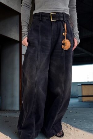 38344 FLEECE-LINED CURVED-LEG JEANS