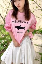 39300 GRAPHIC PRINTED LONG-SLEEVE TOP